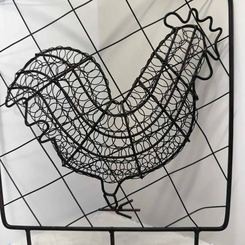 ROOSTER CHICKEN Metal Key Holder -‎ Three Hooks for Hanging Misc Items 10